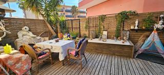 Appartement à L´Estartit Poble. Apartamento con terraza grande