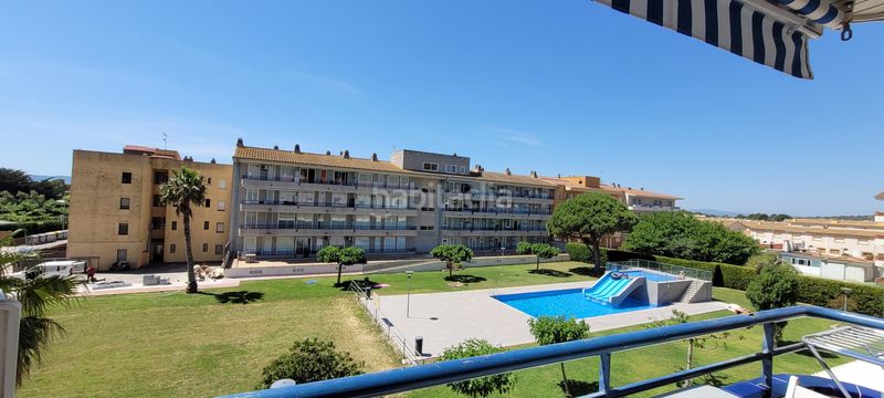 Foto 6e7a9fee-63f3-4d85-8a34-76155fa56ecd. Pis amb piscina a l´Estartit poble Estartit