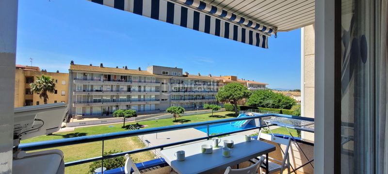 Foto 7b015f85-6d4d-4f73-83ce-8d3a87ede4a9. Pis amb piscina a l´Estartit poble Estartit