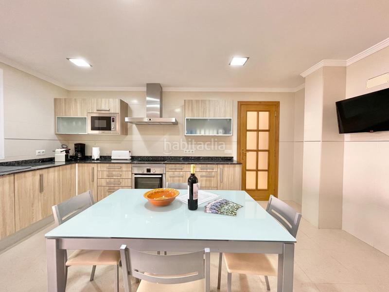 Foto 6fe20254-26ae-4678-a9f0-91eefab8e71d. Chalet  independiente con licencia vacacional para 8 personas en Llucmajor