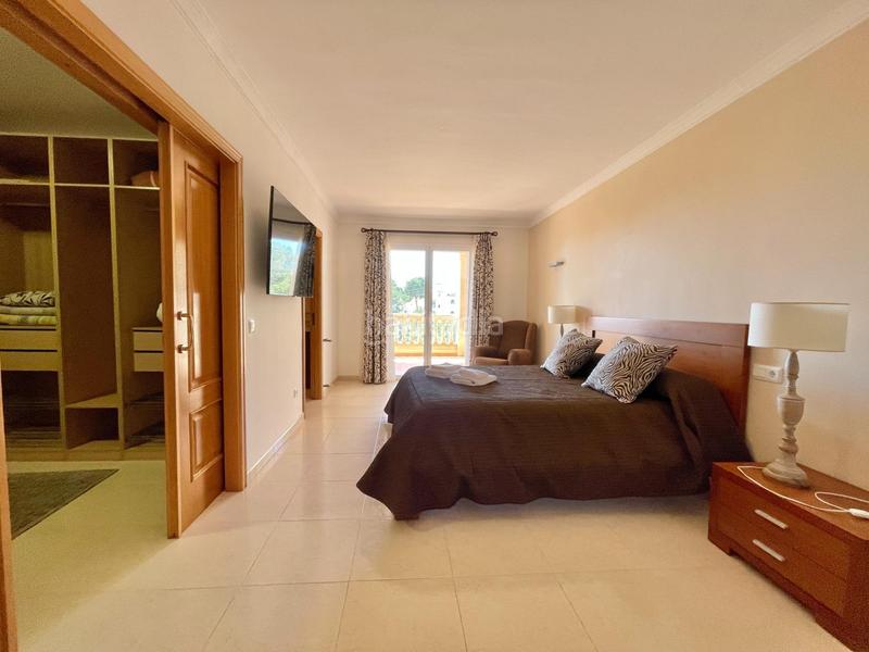 Foto 7e1fc347-a6c5-425d-a32f-f7ee03745ed7. Chalet  independiente con licencia vacacional para 8 personas en Llucmajor