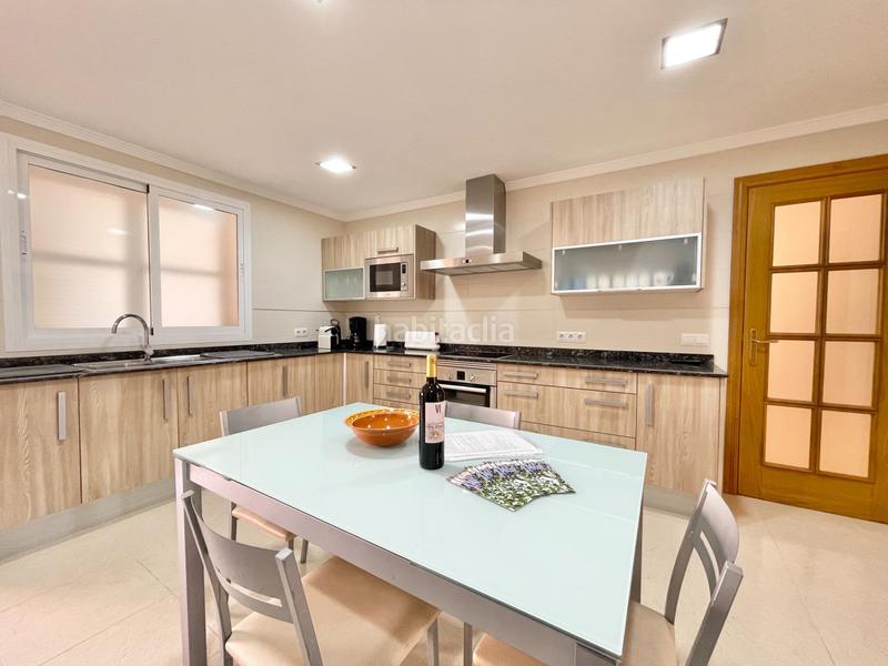 Foto a5fc13bf-0e3c-45f2-90d9-3488e664e258. Chalet  independiente con licencia vacacional para 8 personas en Llucmajor