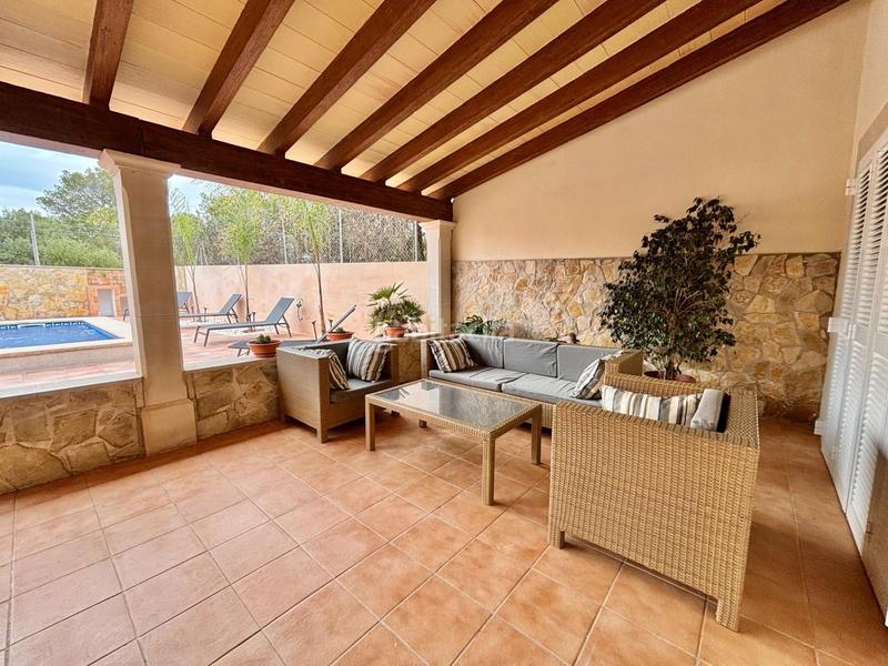 Foto c8fcc5c7-6ff2-42f0-83dc-0e275b772e53. Chalet  independiente con licencia vacacional para 8 personas en Llucmajor