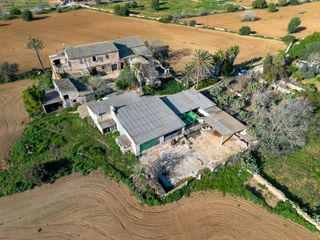 Mas  Diseminados var. Finca rústica en campos