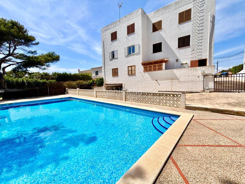 Foto f1bfe6ad-b7a3-43f2-9789-9e2d2ef97666. Rez-de-chaussée avec parking piscine dans Santa Ponça Calvià