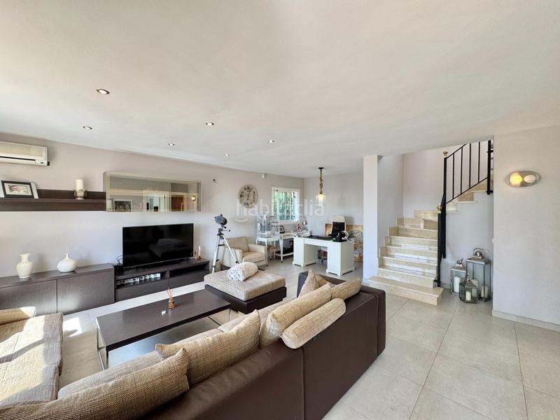 Foto 1b59040c-c496-4885-949a-d3d33b1168ef. Casa aparellada amb calefacció aparcament piscina a Llucmajor