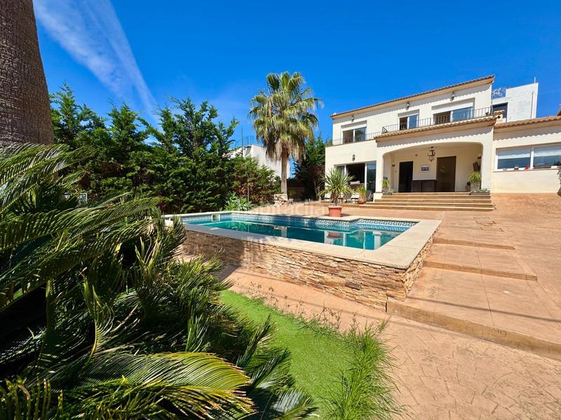 Foto 4c21b46f-6b18-4496-a0c9-b478404ba4b7. Casa aparellada amb calefacció aparcament piscina a Llucmajor