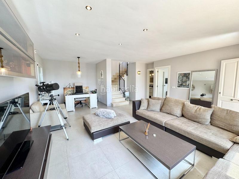 Foto f8476ea8-4aec-4454-8206-376de573dbc1. Casa aparellada amb calefacció aparcament piscina a Llucmajor