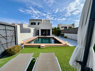 Towny house in Cala Pi-Vallgornera. Exclusivo chalet pareado con piscina privada en cala pi  tu oasi