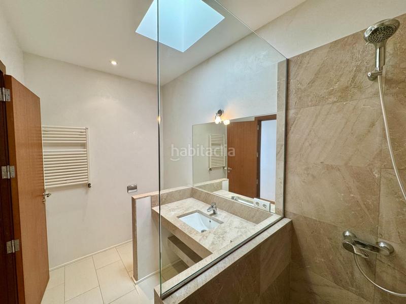 Foto ebe6f65b-612a-4fea-a329-0e7f87e7b875. Casa adossada amb calefacció aparcament a Alaró