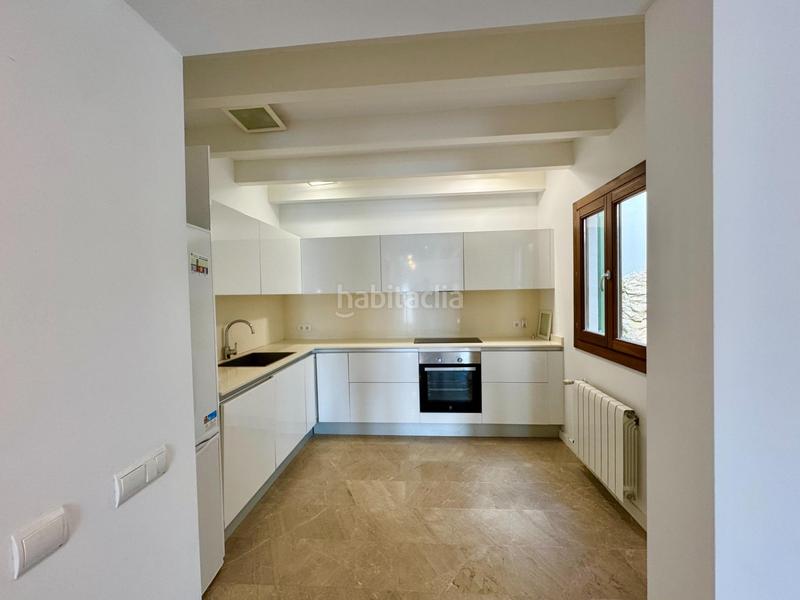 Foto f41c6750-5bae-4862-8e48-fc1709c025e7. Casa adossada amb calefacció aparcament a Alaró