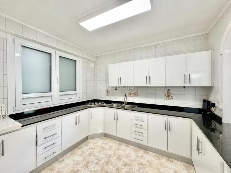 Foto 7a5551f1-b44c-4069-b9a7-f0840088992d. Piso amplio y luminoso piso en palma centro en El Fortí Palma de Mallorca