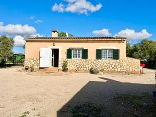 Casa a Campos. Encantadora casa rústica de campo en campos  una oportunidad úni