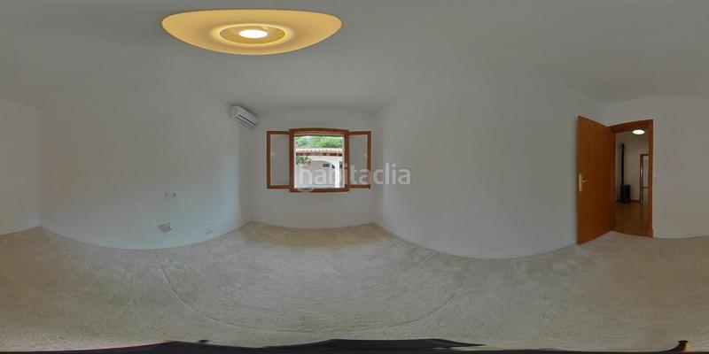 Foto 5cbb19f8-08a6-45f2-9d74-15b4b41980a6. Casa bifamiliare con parcheggio piscina in Cala Blava-Bellavista Llucmajor