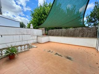 Casa adossada  Carrer del 25 de desembre. Adosado con encanto mallorquín en una zona tranquila de campos