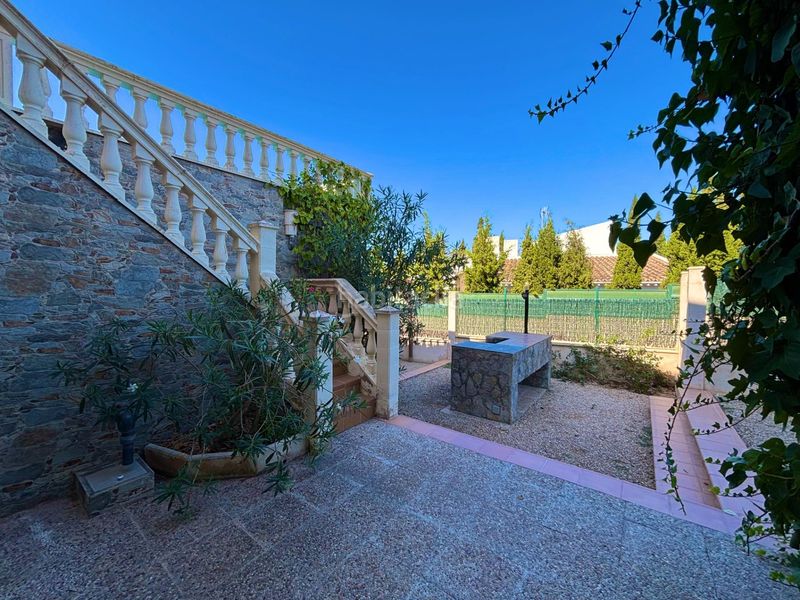 Foto 03e545b1-010a-4b53-9db9-3365bcf423cd. Casa aparellada amb calefacció aparcament piscina a Llucmajor