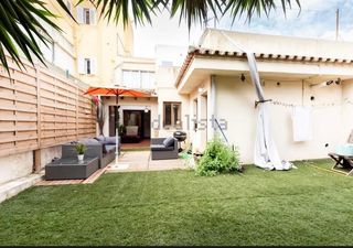 Piano terra in Ciudad Jardín. Amplia planta baja con jardín privado en ciudad jardín