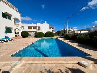 Erdgeschoss  Calle illes balears (fg). Planta baja recién reformada con terraza privada y piscina comun