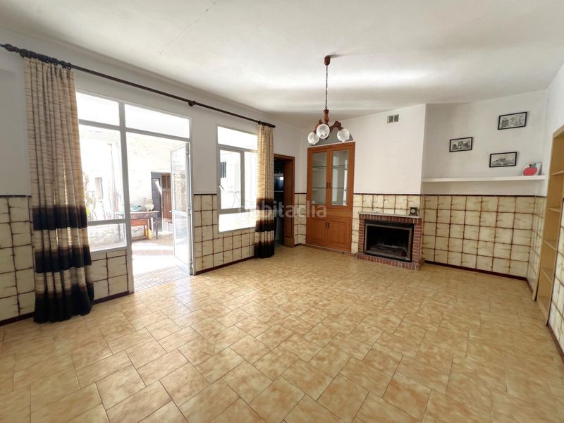 Foto 3efa8449-ada0-433c-9333-f8ab9e16f2b1. Casa amb aparcament a Campos poble Campos