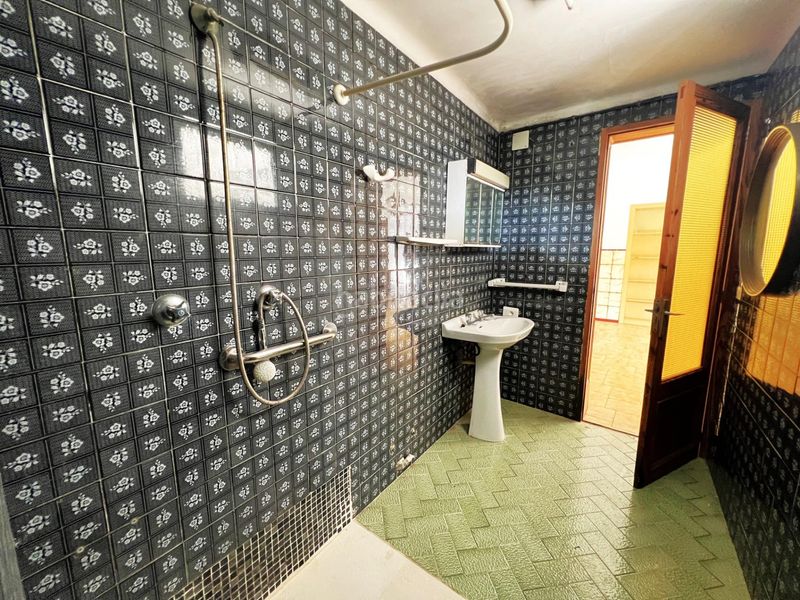 Foto 4058cd83-8f3d-4968-b59d-ff449e06206b. Casa amb aparcament a Campos poble Campos