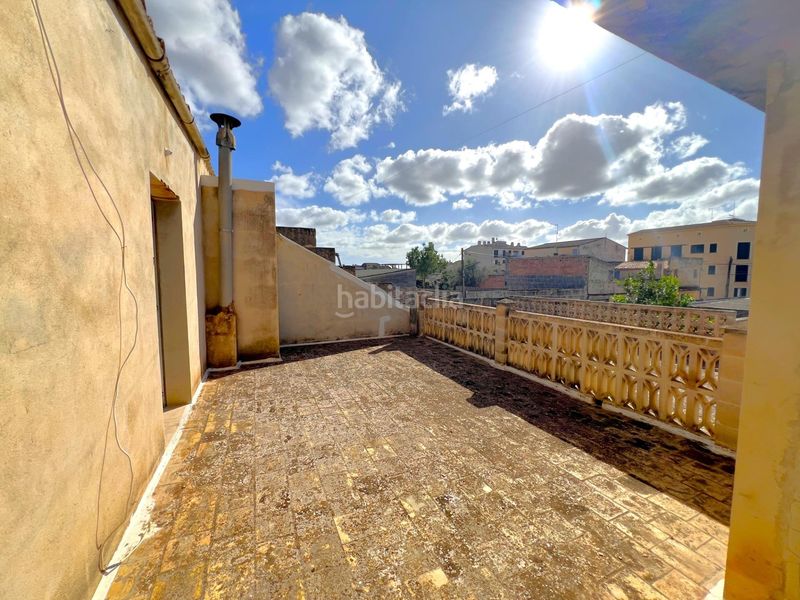 Foto 5e2f1196-9471-4ee1-80c2-0f1fc654ef05. Casa amb aparcament a Campos poble Campos