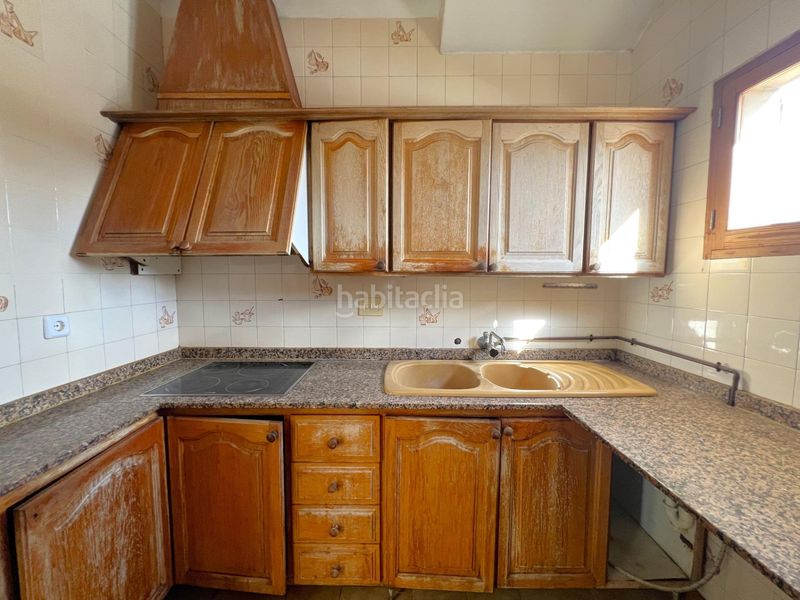 Foto b23f9ce1-0d48-4d58-90df-1f8ee823d0b4. Casa amb aparcament a Campos poble Campos
