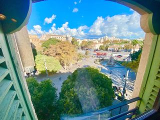 Flat in El Mercat. Exclusiva vivienda en venta en plaza de españa