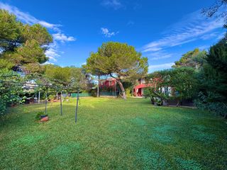 Casa aparellada a Cala Pi-Vallgornera. Casa pareada con licencia vacacional en cala pi