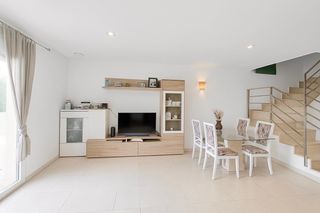 Casa aparellada a Bunyola. Pareado con vistas a la tramuntana en palmanyola espacio, luz y