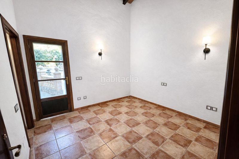Foto cbe03618-59c4-4572-bd8c-0d142c2f5efc. Masia amb calefacció aparcament a Búger