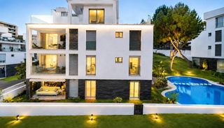 Planta baixa a Palmanova. Planta baja exclusiva con club social solo para propietarios en