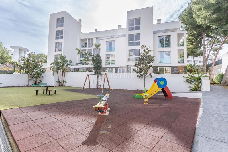 Foto f6e1e36e-0b2b-44d5-94a2-44e74ed32776. Planta baixa amb aparcament piscina a Palmanova Calvià