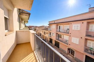 Pis  Calle de montuïri. Encantador piso luminoso con parking en campos  oportunidad únic