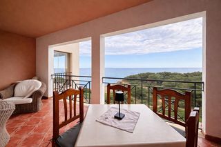 Flat  Carrer carrer murillo. Piso en tercera planta con gran terraza, vistas al mar y coche i