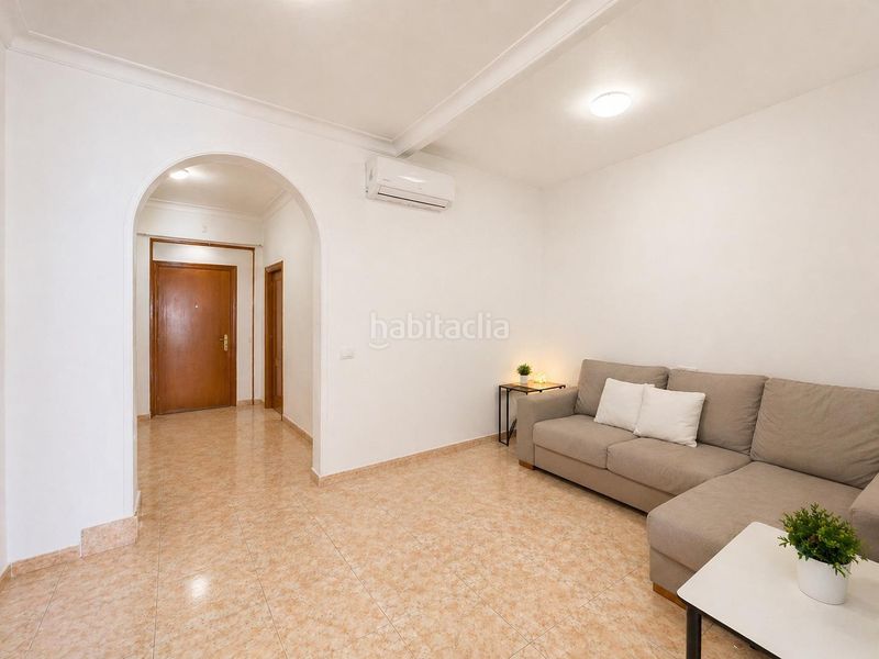 Foto e3e5b674-9261-40ae-b73b-43e7e776f793. Casa amb aparcament a S´Arenal Palma de Mallorca