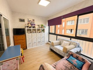 Pis a S´Arenal. Piso de 3 habitaciones con garaje a 100 metros de la playa en el
