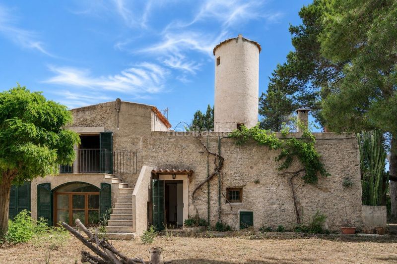 Foto 60a2fb65-a79c-431e-a1b8-b214ed3d8e73. Masia amb aparcament a Artà poble Artà
