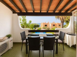 Maison jumelée à Cala Pi-Vallgornera. Exclusivo chalet adosado en primera línea de mar con impresionan