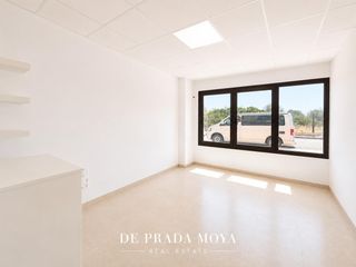 Locale commerciale in Porto Cristo. Local comercial en planta baja con licencia de cambio de uso a v