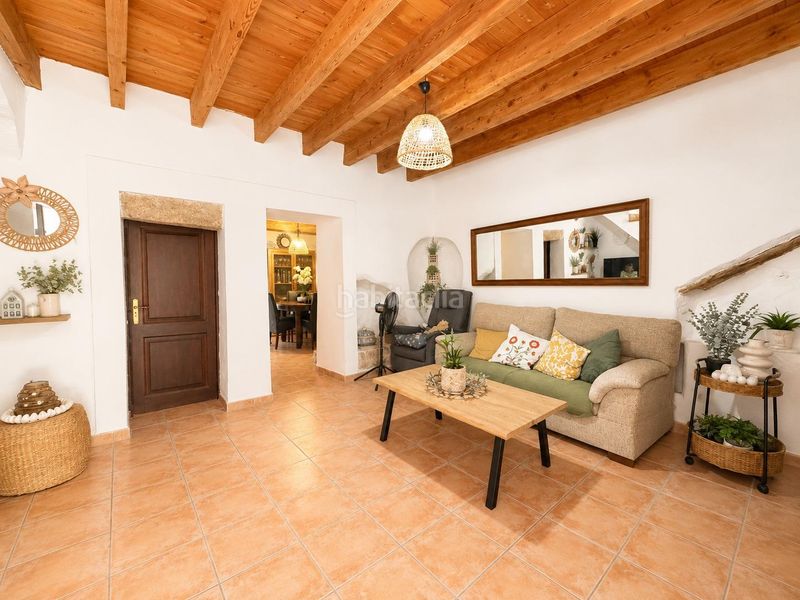 Foto 796ebd5d-6070-4af9-972d-d71461daa0d2. Casa adossada a Costitx
