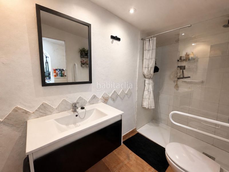 Foto f66e4046-5618-4176-90b3-ff23d75d5c07. Casa adossada a Costitx