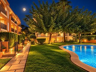 Rez-de-chaussée à Cala Pi-Vallgornera. Planta baja con licencia etv piscina y garaje en cala pi