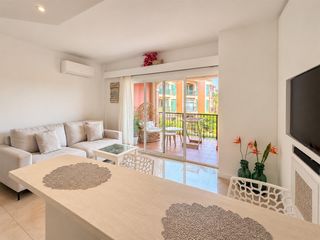 Appartement à Sa Torre. Un refugio mediterráneo reformado en sa torre, con terraza y cin