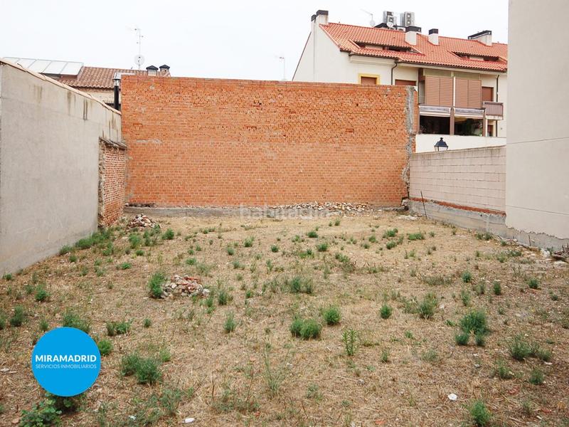 Foto f7d52073-d47f-45cd-8a84-74e3e067fbf0. Terreno residencial parcela en el Casco Urbano de paracuellos en Paracuellos de Jarama