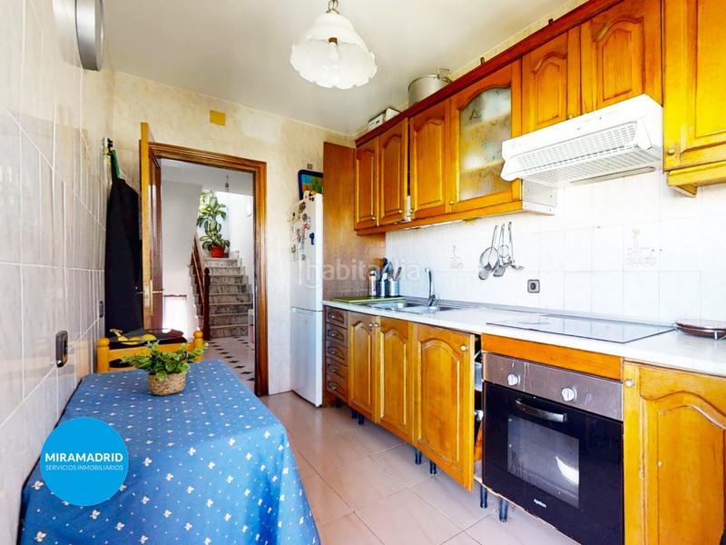 Foto f969ccd3-5c70-481d-915b-41ab3986fade. Duplex dans Casco Urbano Paracuellos de Jarama