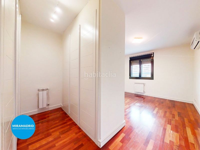 Foto b03b1b32-9215-4591-8bb4-1945cae92891. Casa adossada amb aparcament a Miramadrid Paracuellos de Jarama