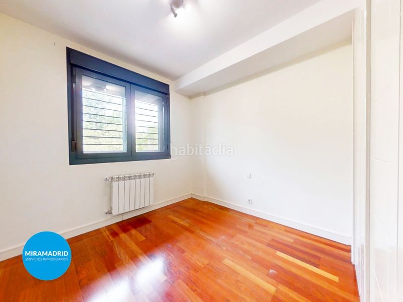 Foto fadcf53c-50ea-431e-a6fe-b0cd75345fb0. Casa adossada amb aparcament a Miramadrid Paracuellos de Jarama