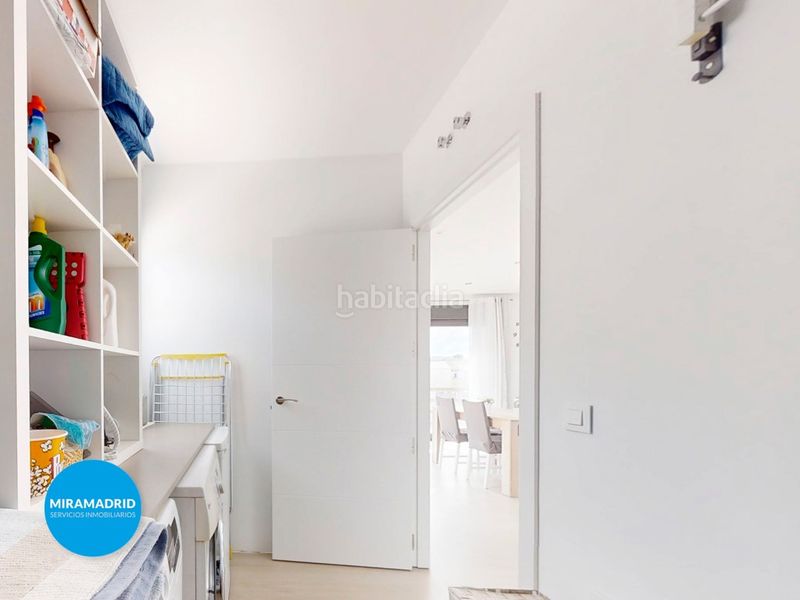 Foto 35e3eb28-f670-4499-8241-1028d74e67c4. Casa con parcheggio in Casar (El)