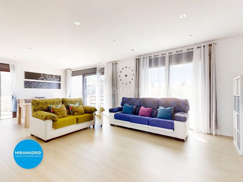 Foto eeaabaa5-c1ed-423a-a4ff-8c0cd1653a8a. Casa con parcheggio in Casar (El)