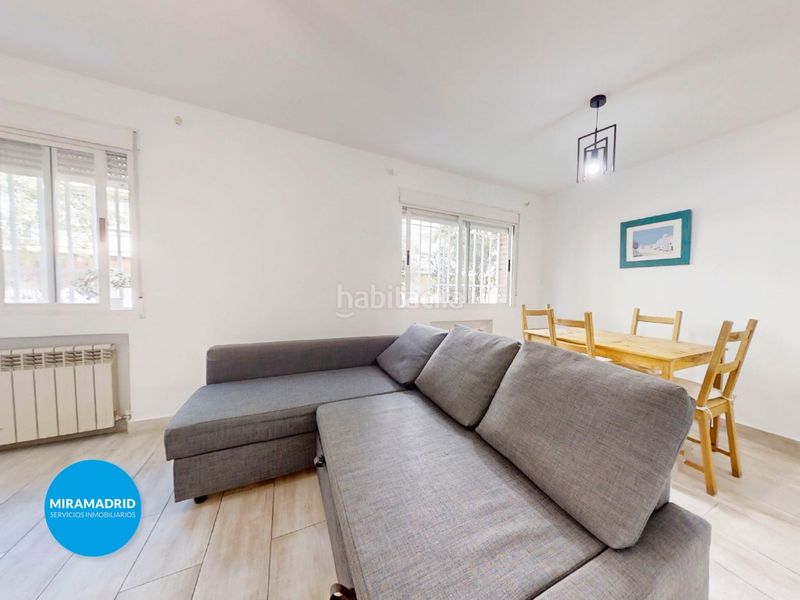 Foto b445e02a-57a0-4e88-8376-97bbb91ba6e0. Planta baixa a Canillejas Madrid